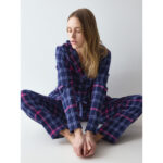 Γυναικεία Πιτζάμα Triumph Boyfriend PW 01 X Checks - Σκούρο Μπλε Καρό - Image 3